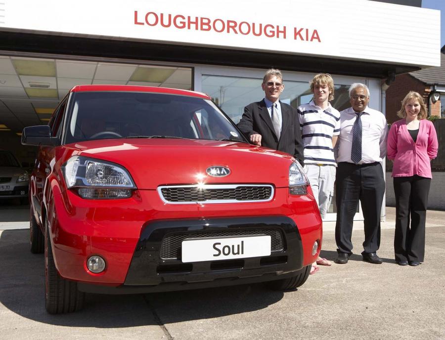  Kia Soul by Jeff Banks 2009 года  (фото 2 из 4)